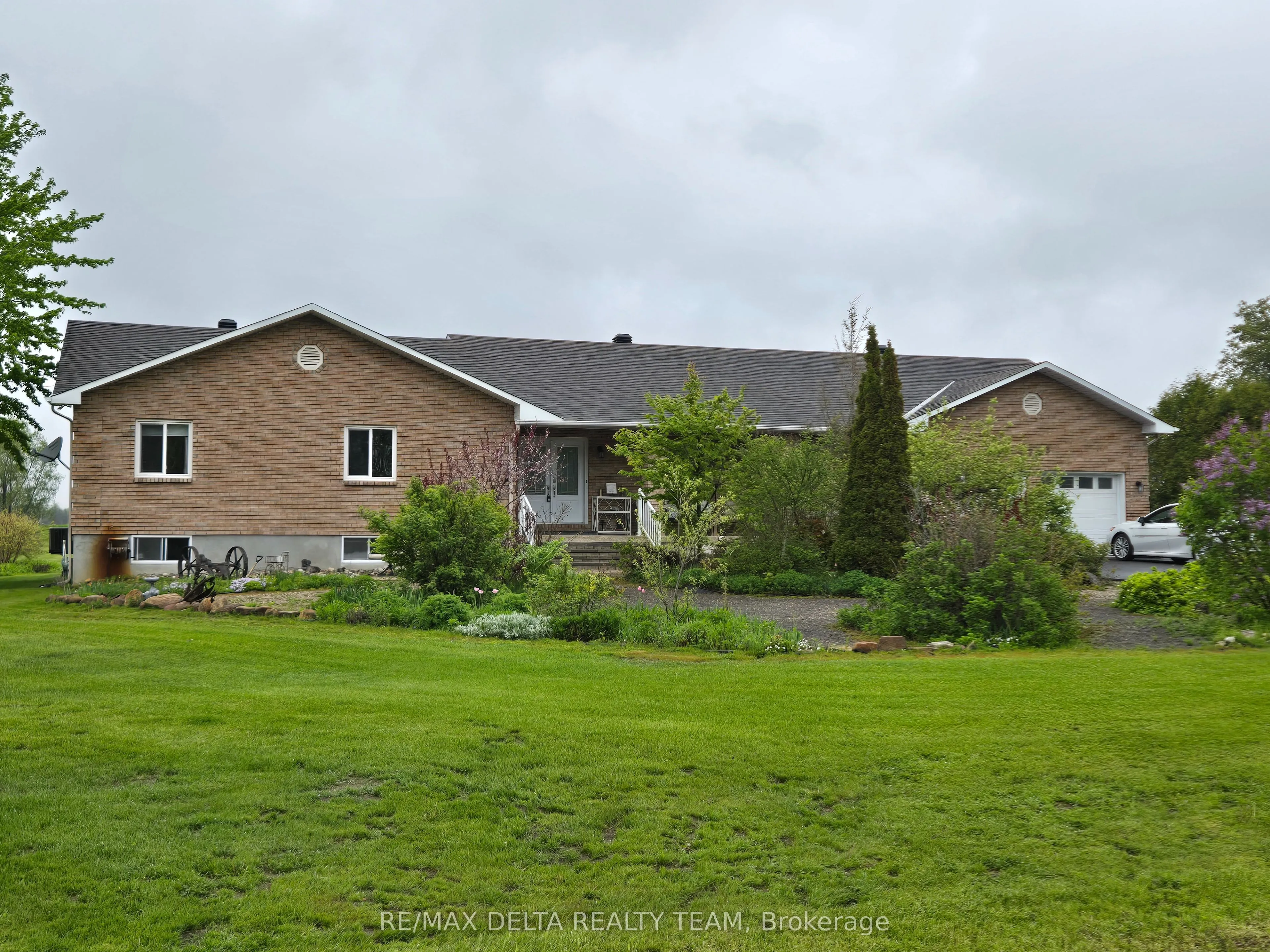 Detached Home For Sale | X12980892