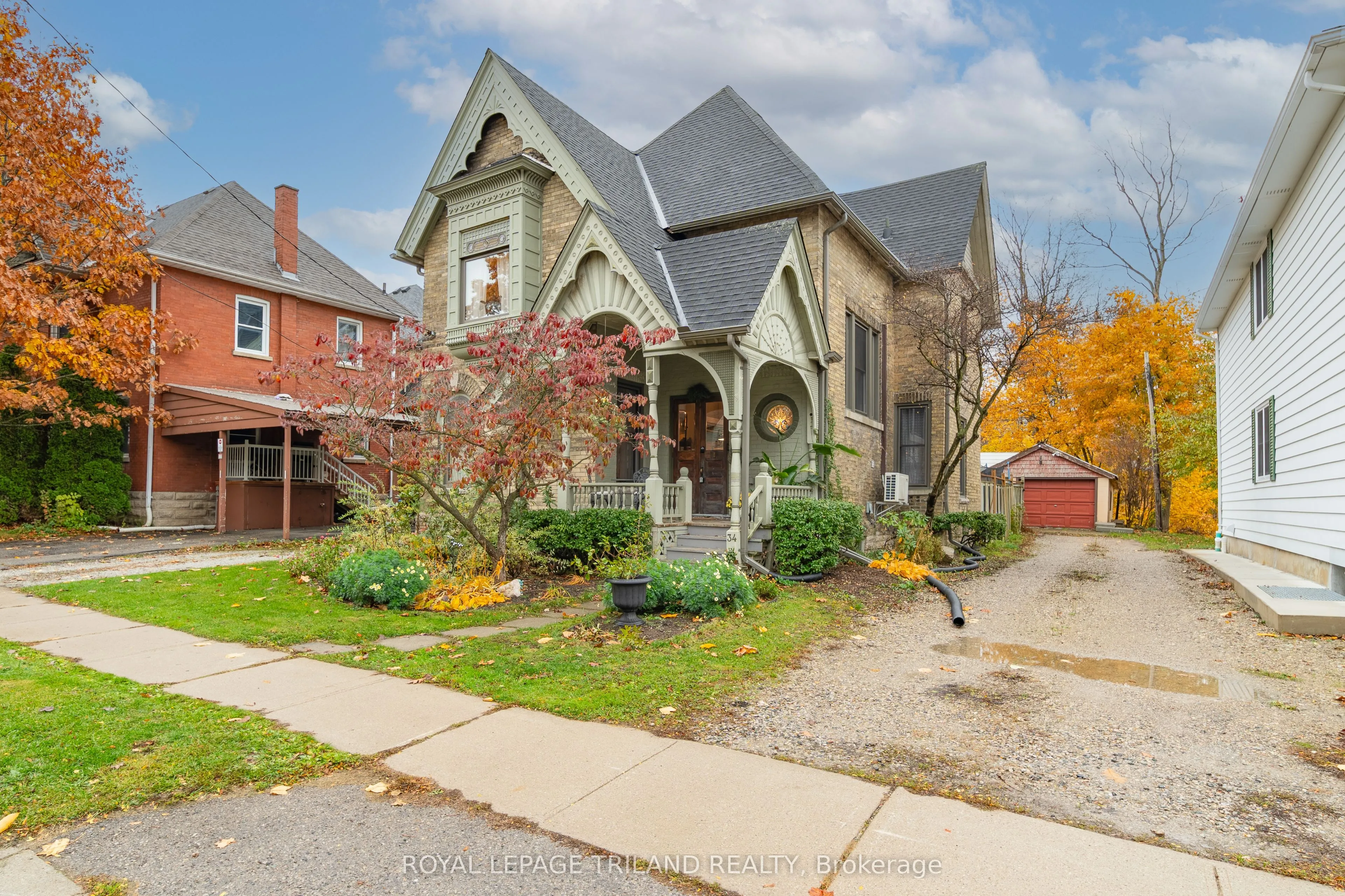 Detached Home For Sale | X12985298