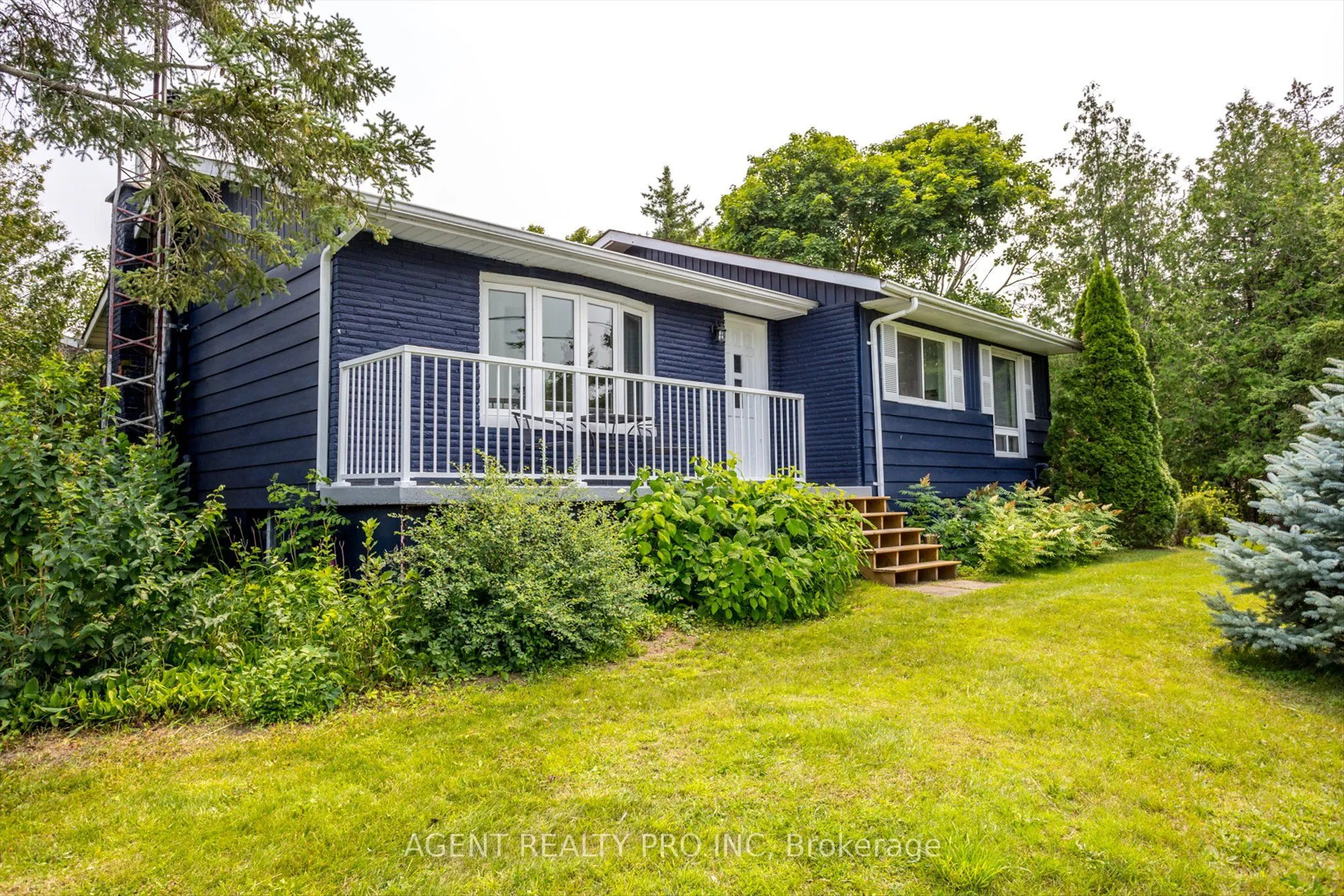 Detached Home For Sale | X12985456