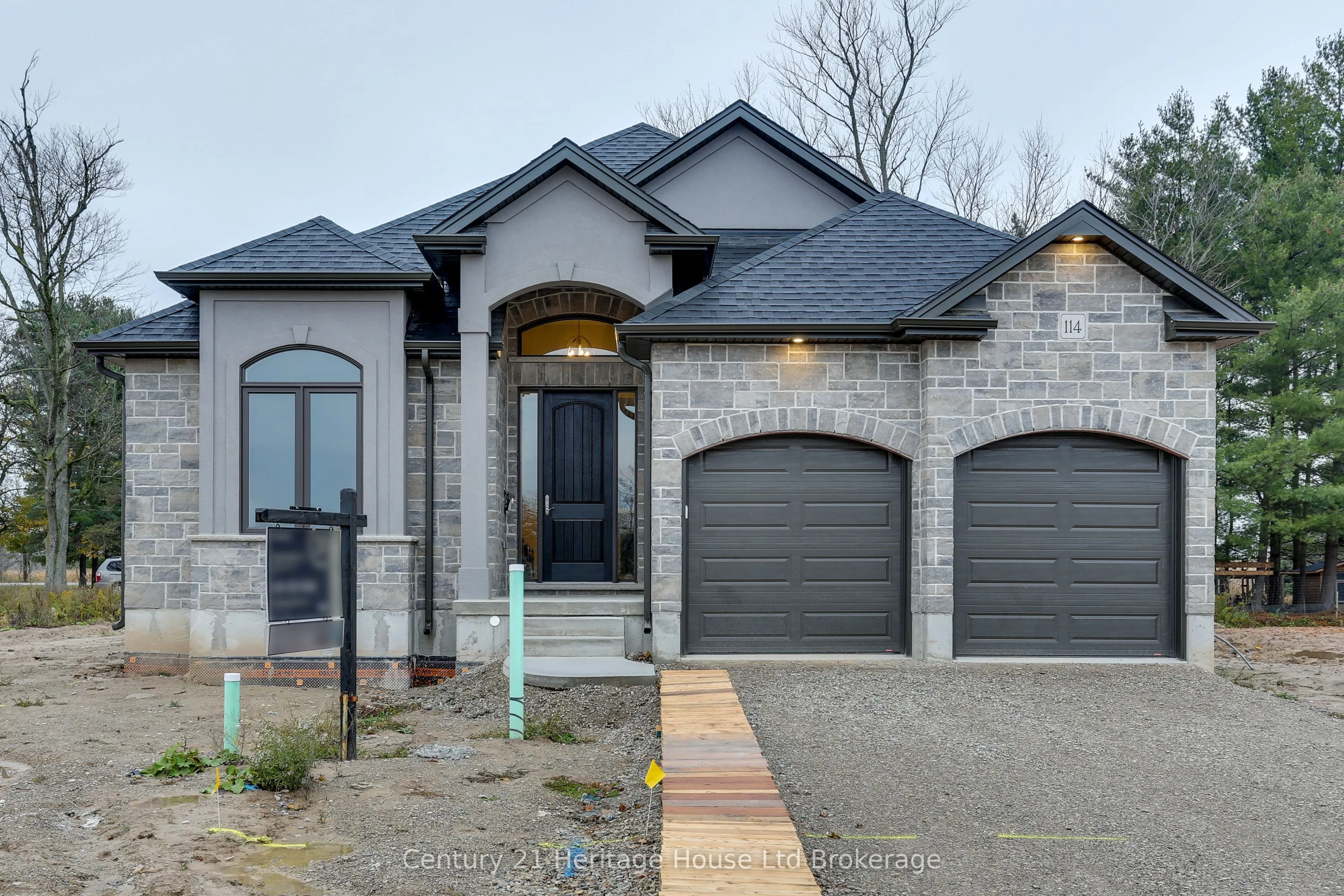 Detached Home For Sale | X12986076