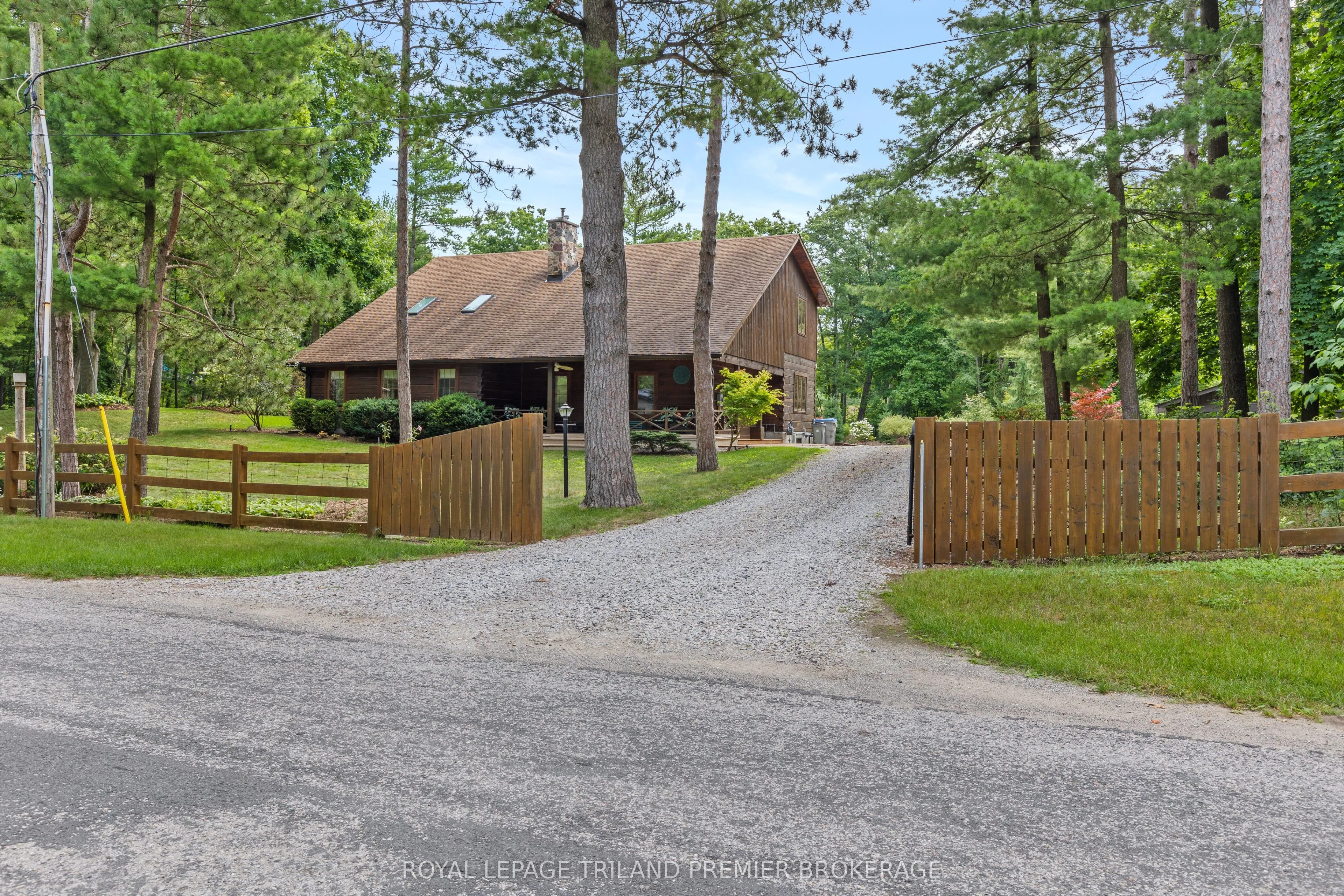 Detached Home For Sale | X12987128