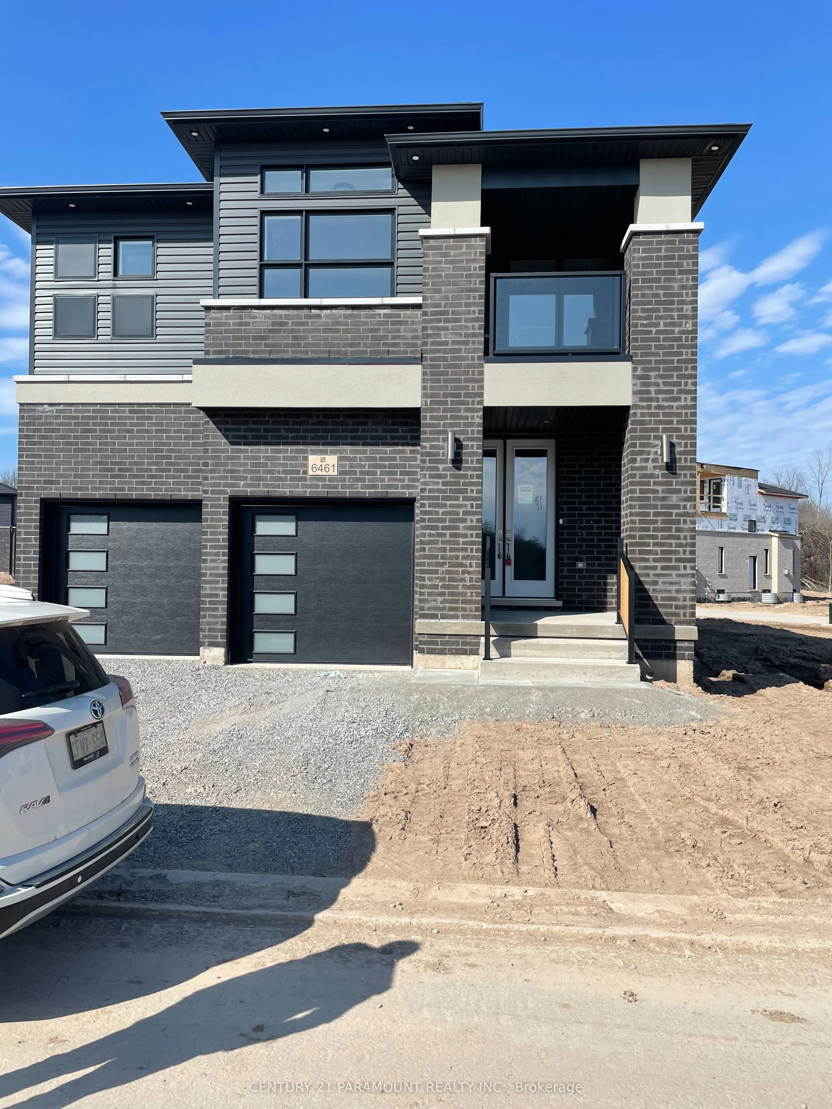 Detached Home For Sale | X12988366