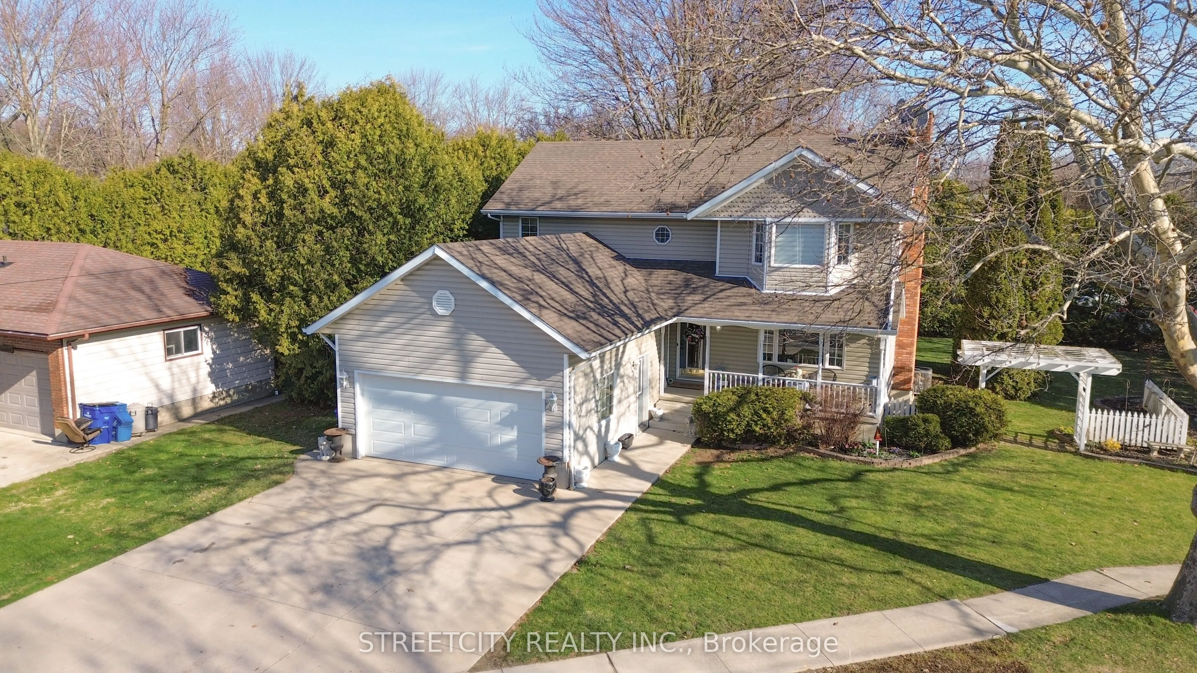 Detached Home For Sale | X12988994