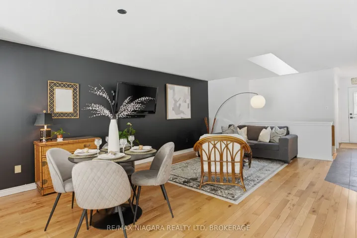 Bungalow townhouse living - WALK to everything!