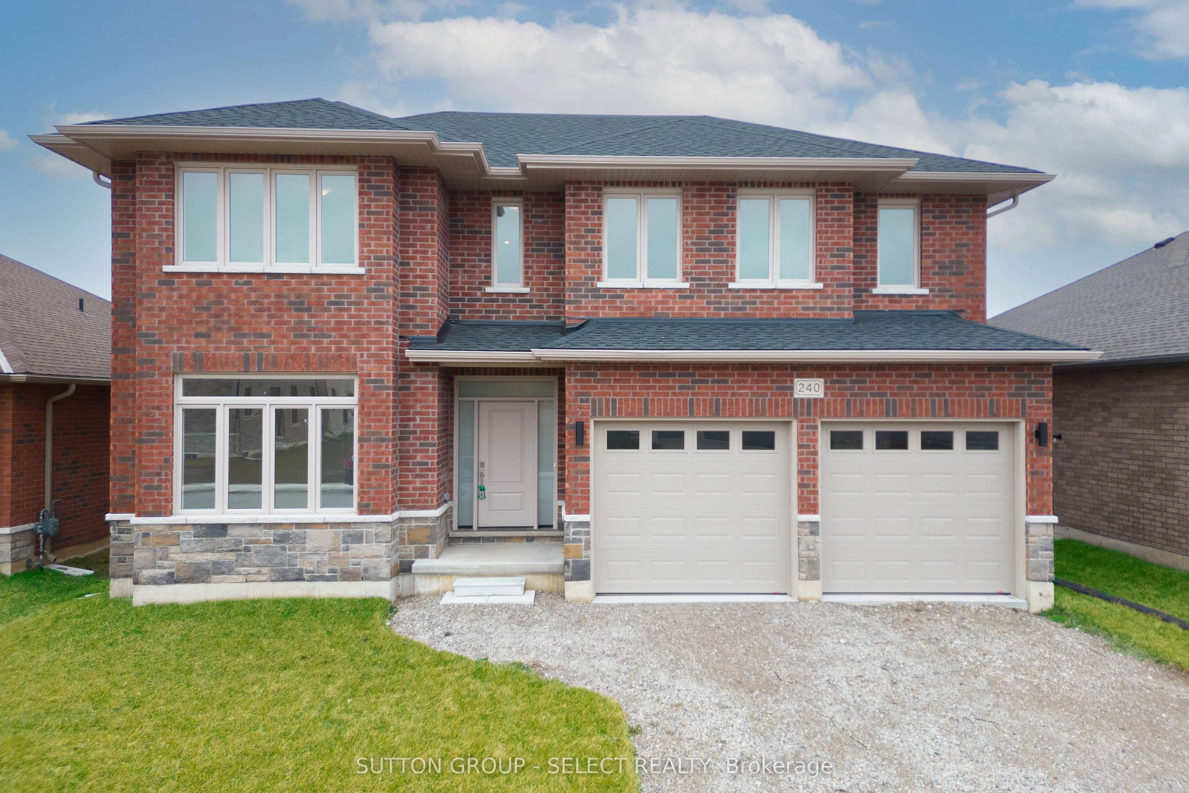 Detached Home For Sale | X12996996