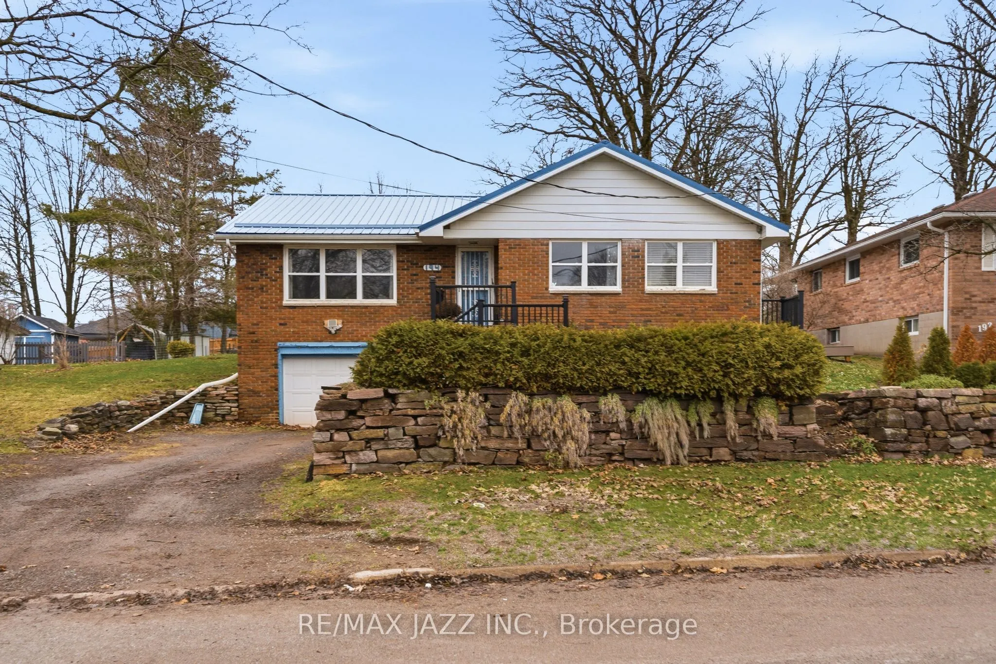 Detached Home For Sale | X13000018