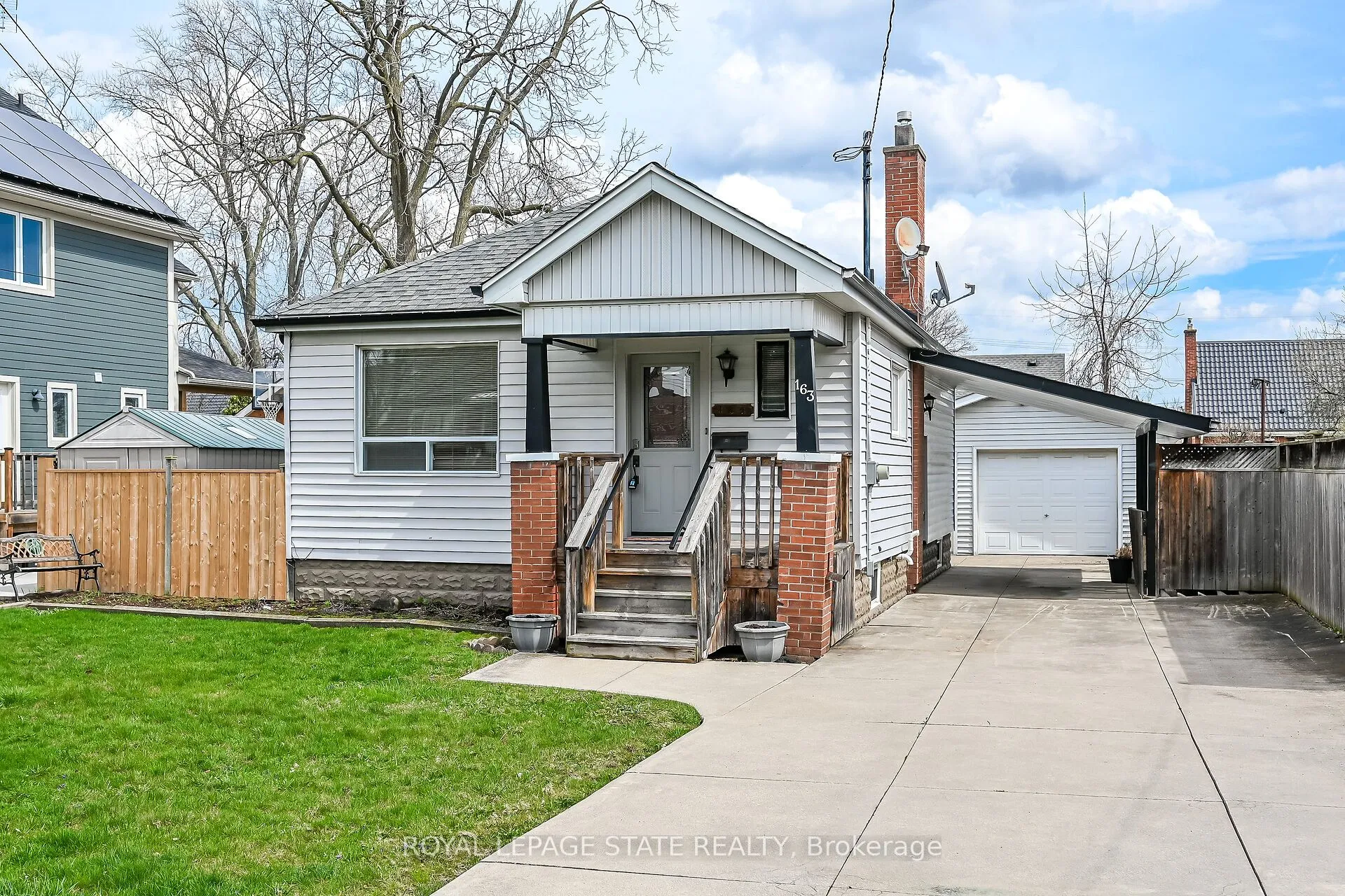 Detached Home For Sale | X13002180