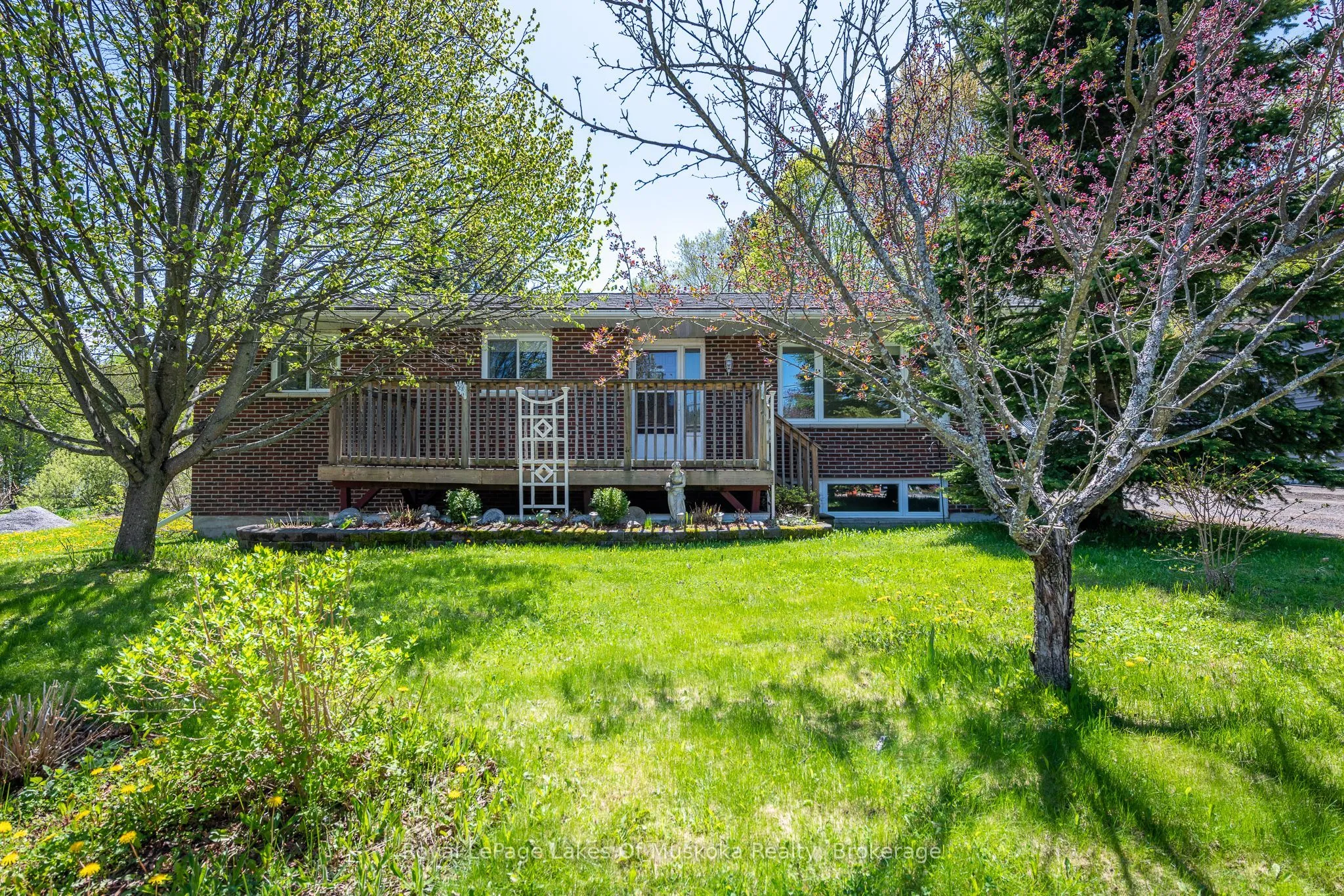 Detached Home For Sale | X13011544