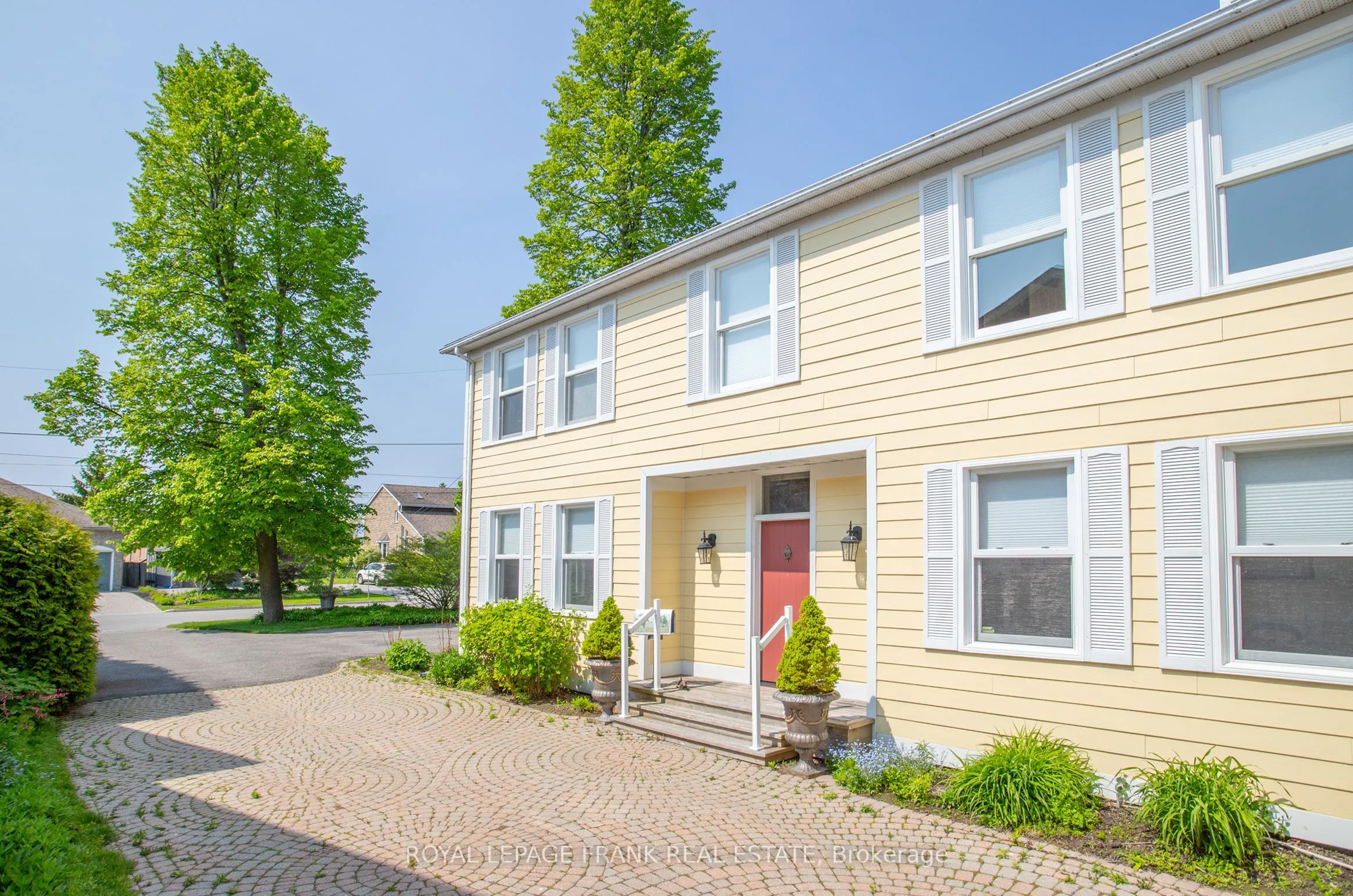Detached Home For Sale | X13014808