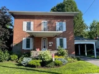 11 Peter Street, North Glengarry, ON K0C 1T0