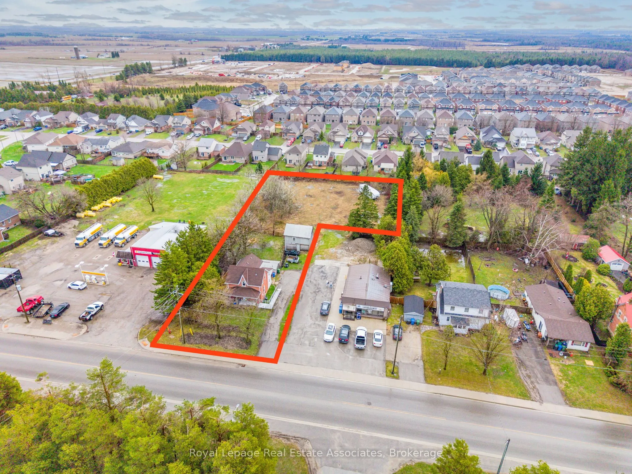 Detached Home For Sale | X13023698
