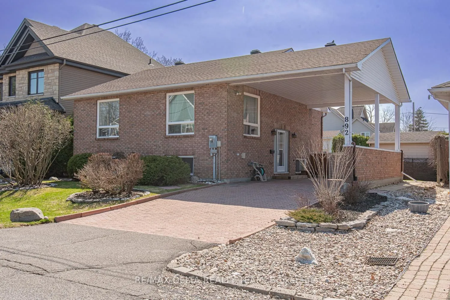 Detached Home For Sale | X13037522