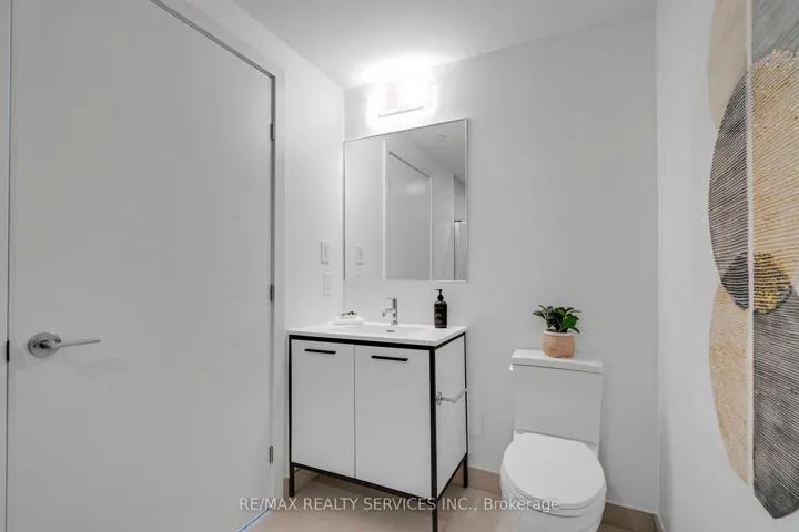 385 Winston Road 505, Grimsby, ON L3M 4E8