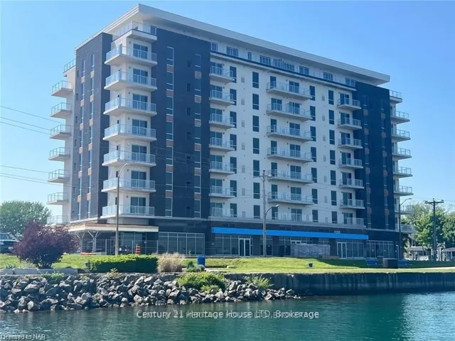 Waterfront views on the Welland Canal