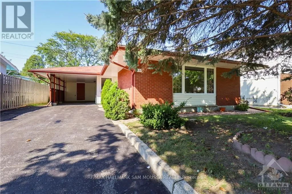 Detached Home For Lease | X13101532