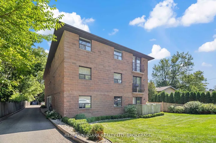 78 Welland N Street, Thorold, ON L2V 2C1