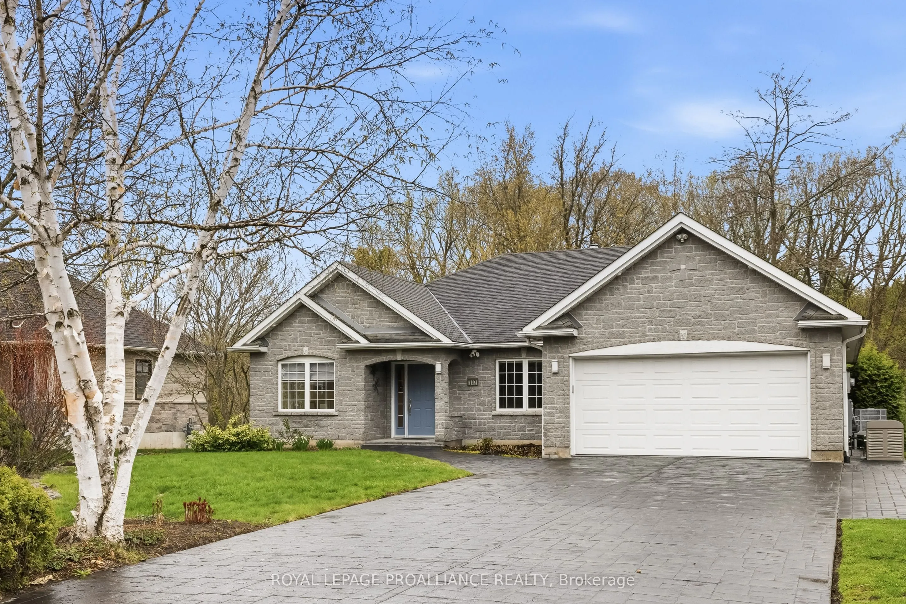 Detached Home For Sale | X13117856