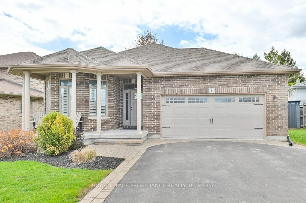 Detached Home For Sale | X13117992