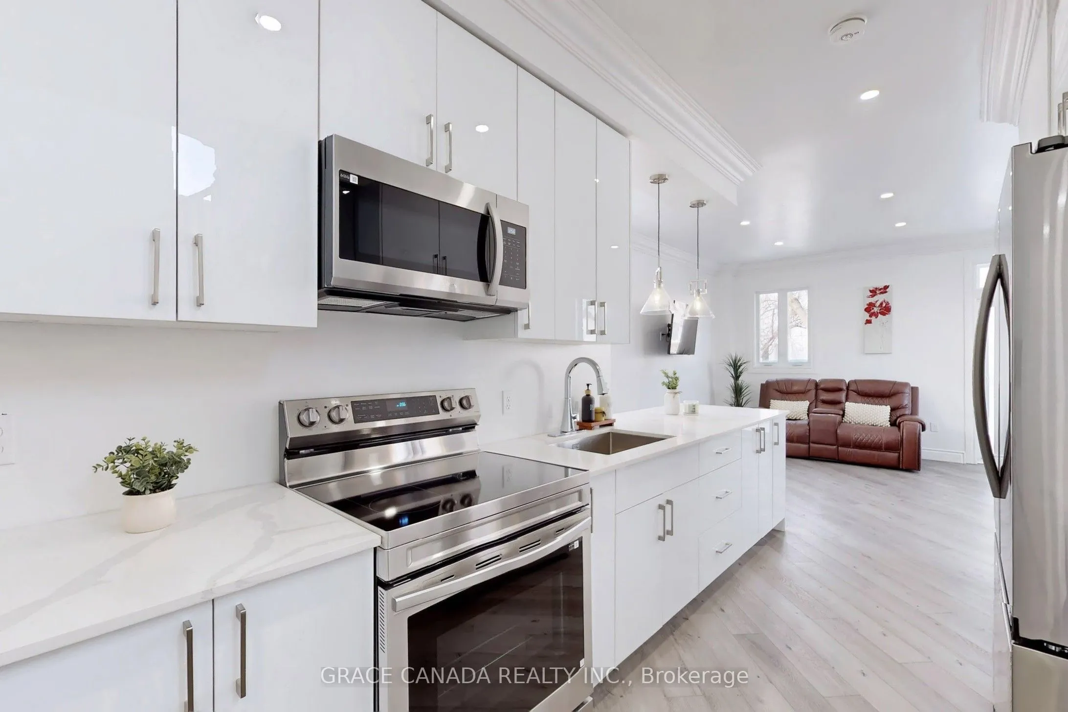 Detached Home For Sale | X13119992