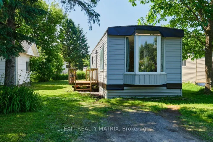 8930 Lynwood Park Private, Greely – Metcalfe – Osgoode – Vernon And Area, ON K0A 1V0