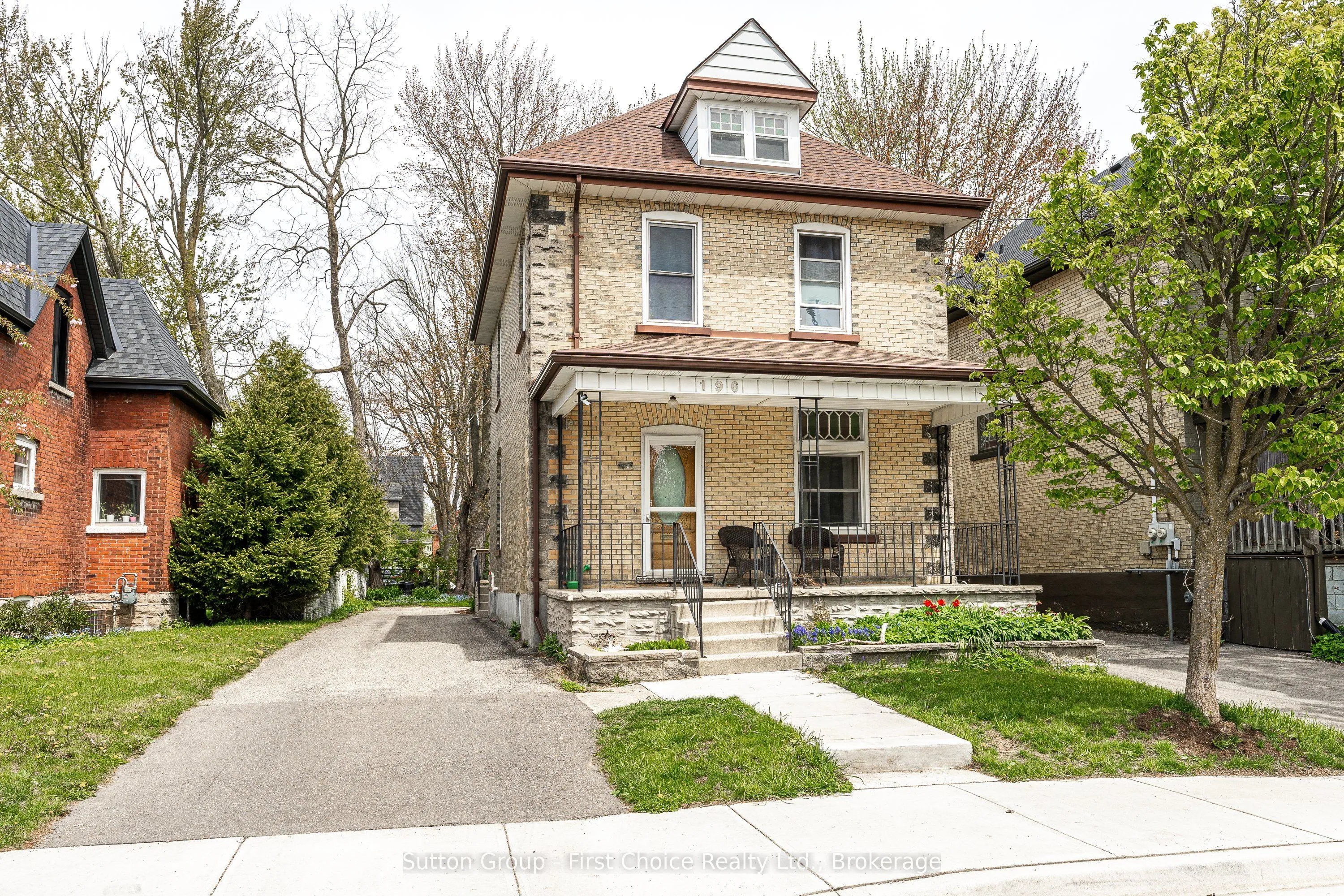 Duplex For Sale | X13121640