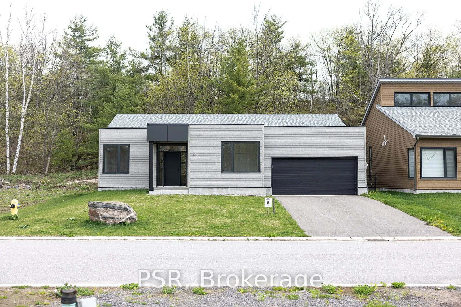 Detached Home For Sale | X13122642