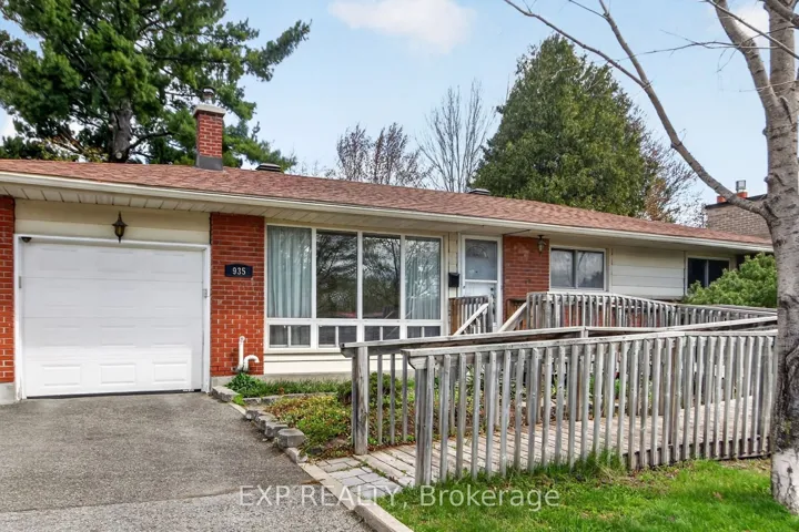 935 Pleasant Park Road, Elmvale Acres And Area, ON K1G 1Z6