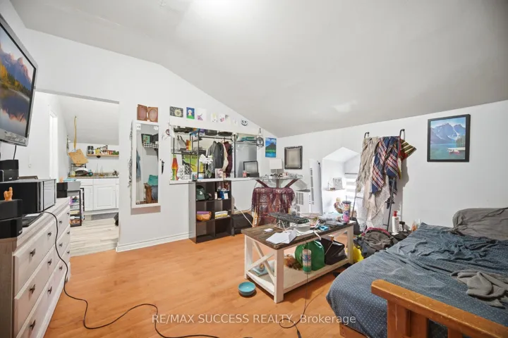 190 Sheridan Street, Brantford, ON N3S 4P8