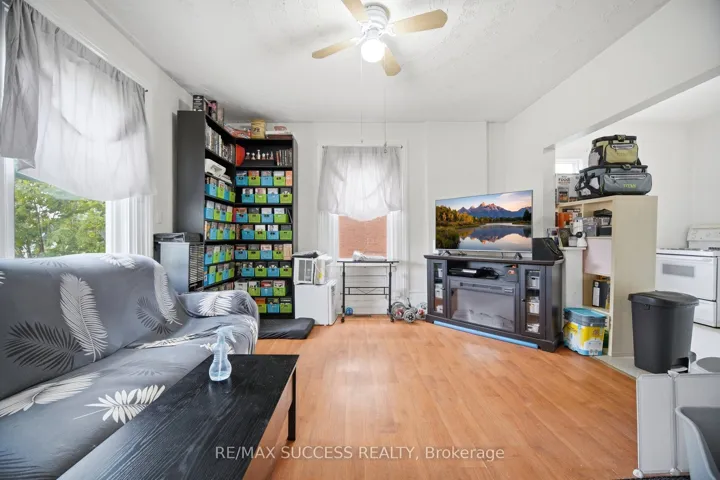 190 Sheridan Street, Brantford, ON N3S 4P8
