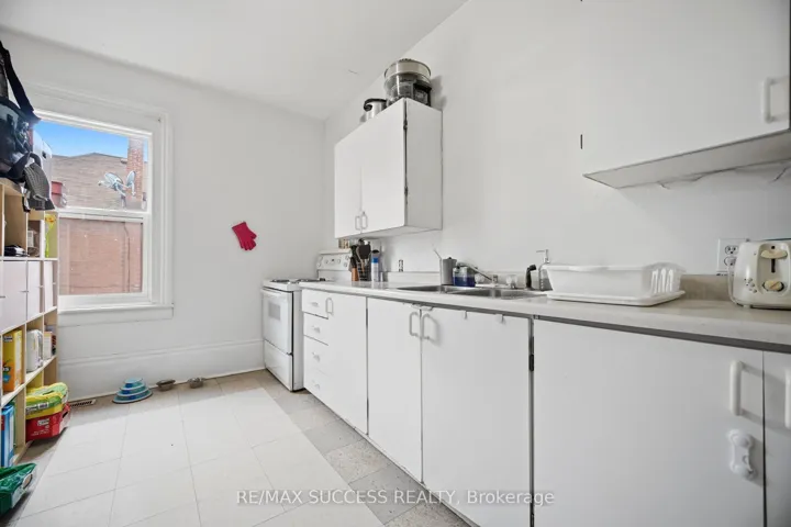 190 Sheridan Street, Brantford, ON N3S 4P8