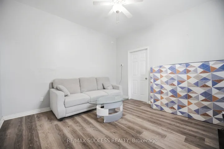 190 Sheridan Street, Brantford, ON N3S 4P8