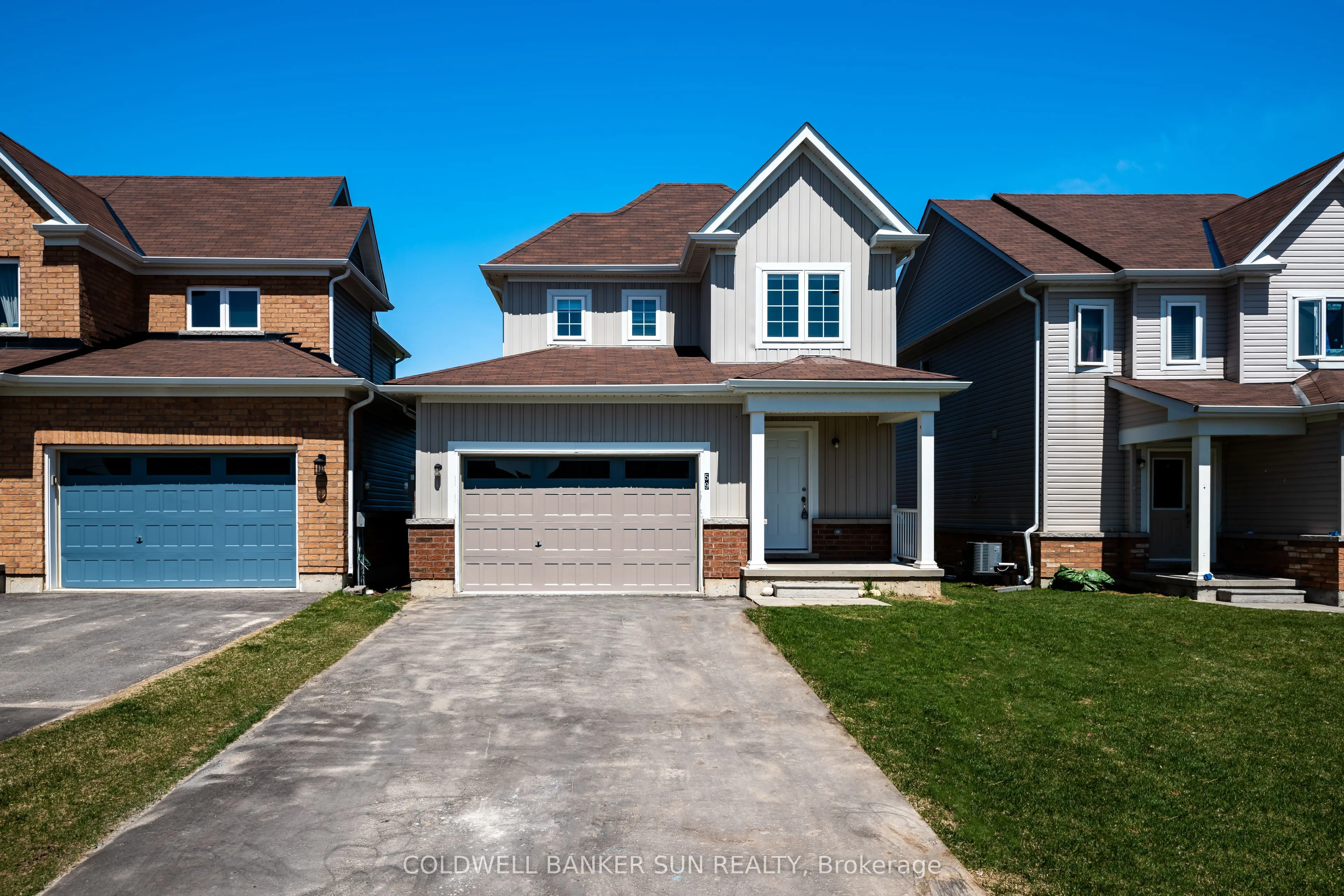Detached Home For Lease | X13136262