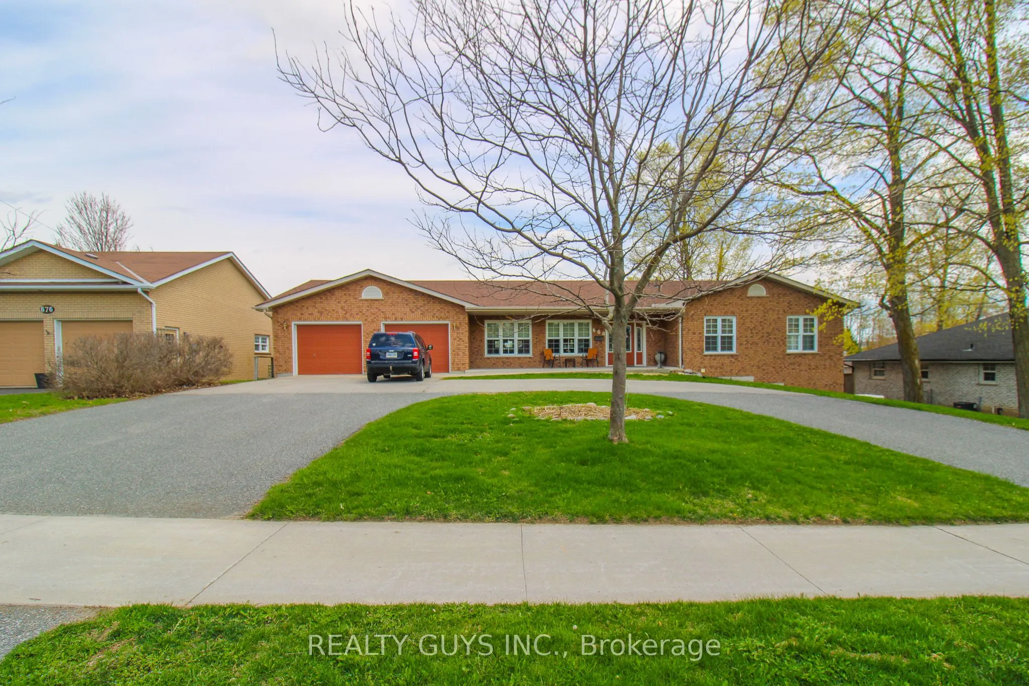Detached Home For Sale | X13147980