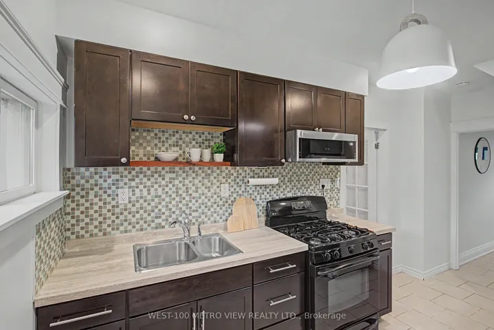 21 Springer Avenue, Hamilton, ON L8M 2W7
