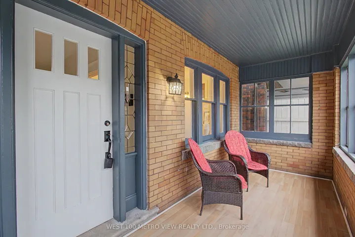 21 Springer Avenue, Hamilton, ON L8M 2W7