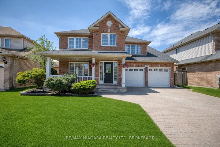 47 Honey Locust Circle, Thorold, ON L2V 5E2