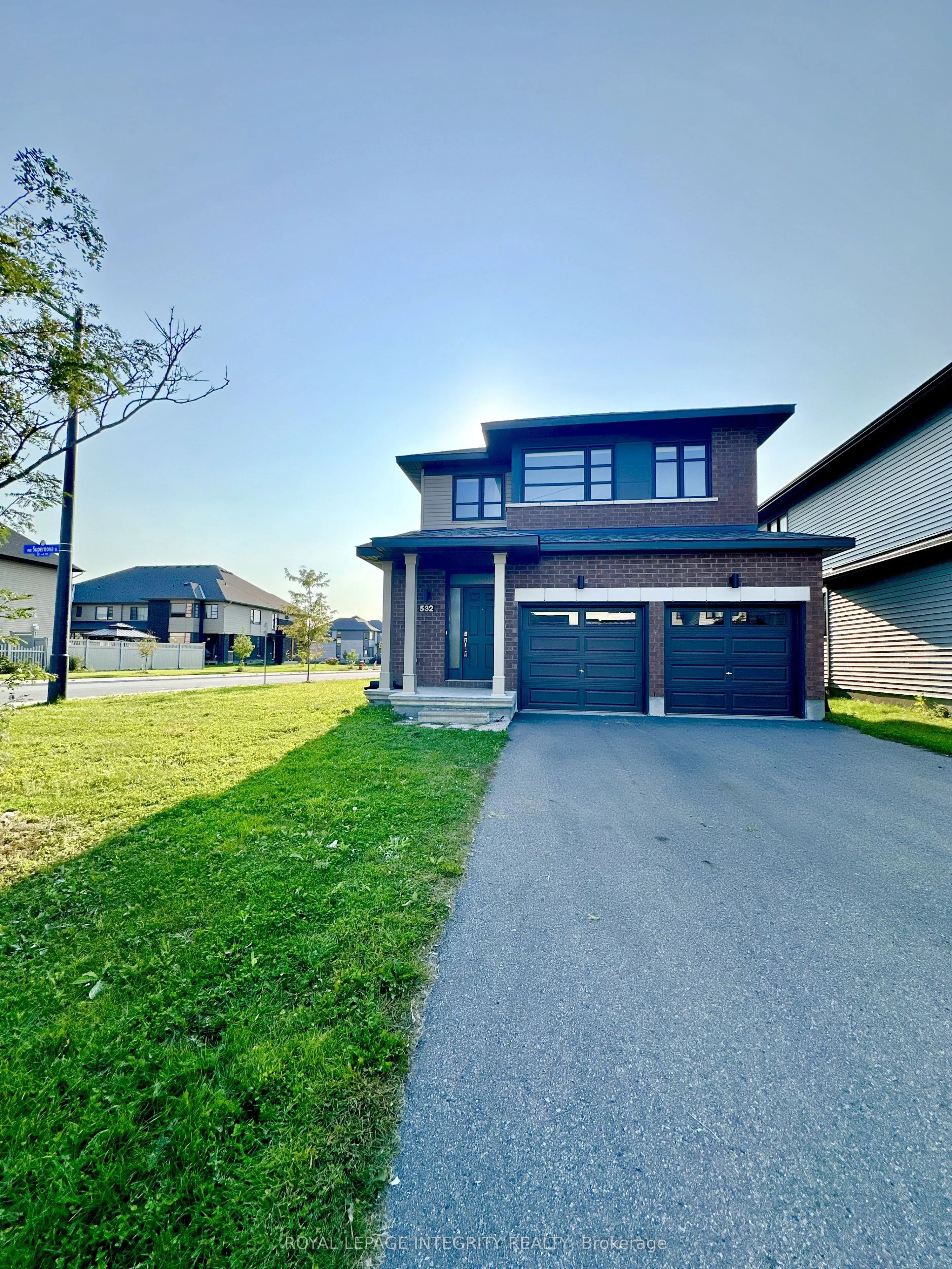 Detached Home For Lease | X13190598
