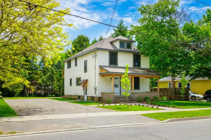WELCOME TO 1105 HAIST ST IN CHARMING FONTHILL