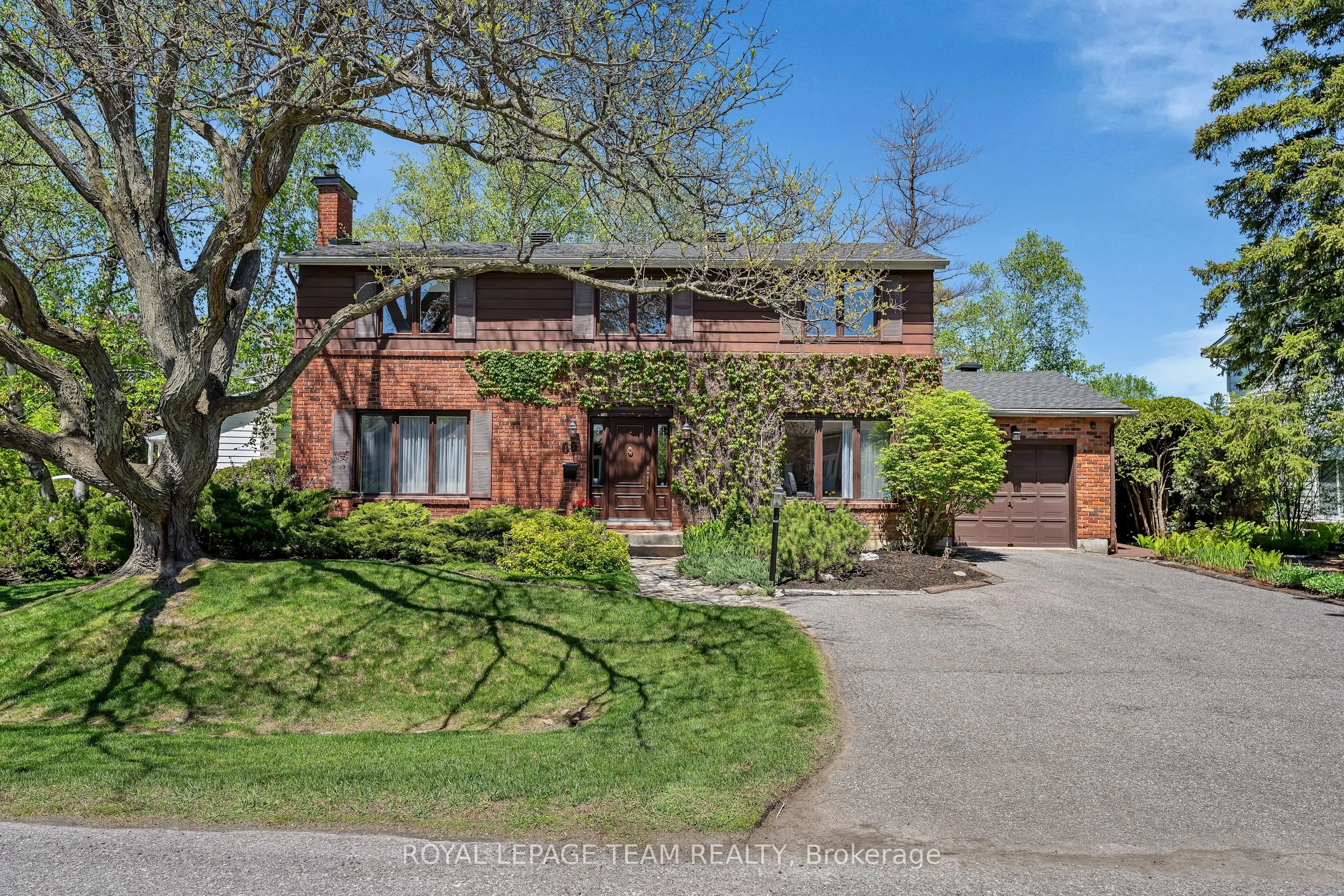 Detached Home For Sale | X13218020