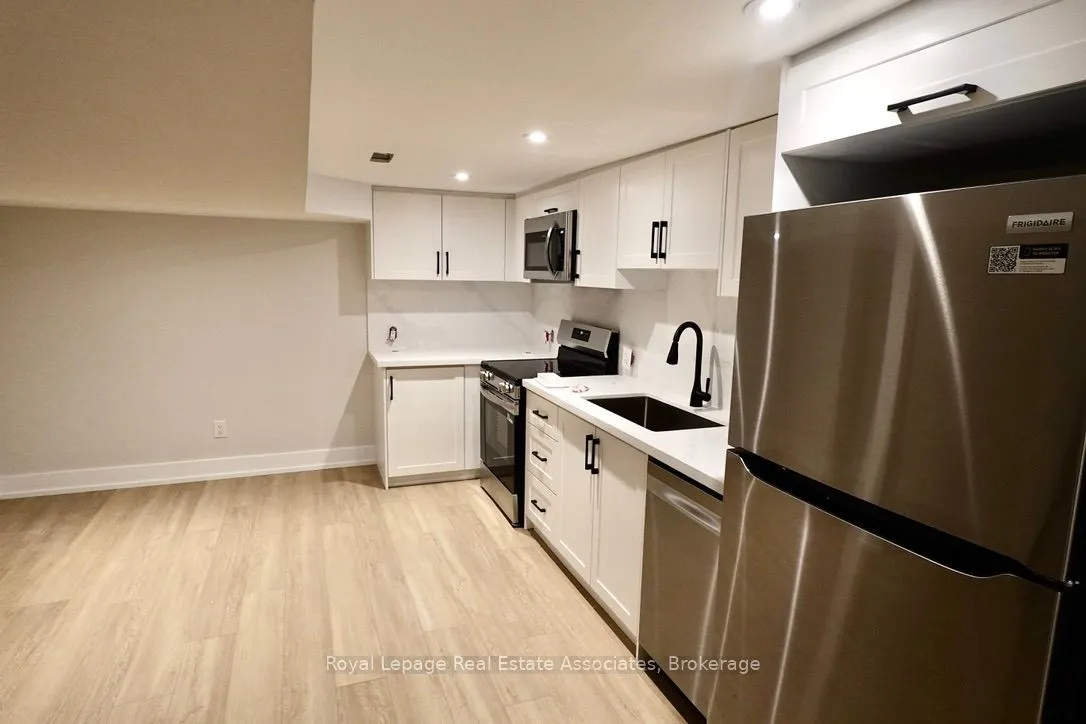 Multiplex For Lease | X13221230