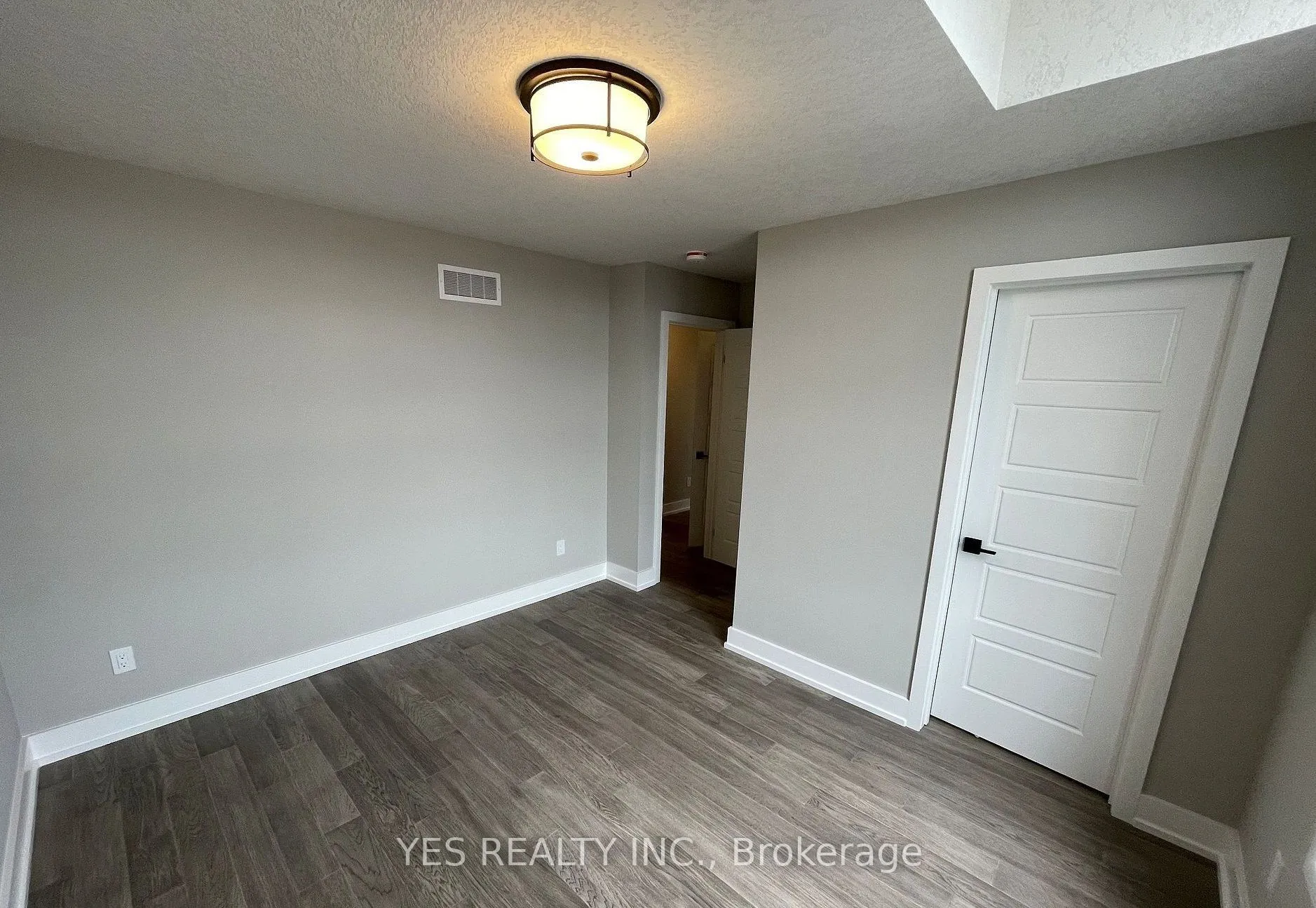 Detached Home For Lease | X13221536