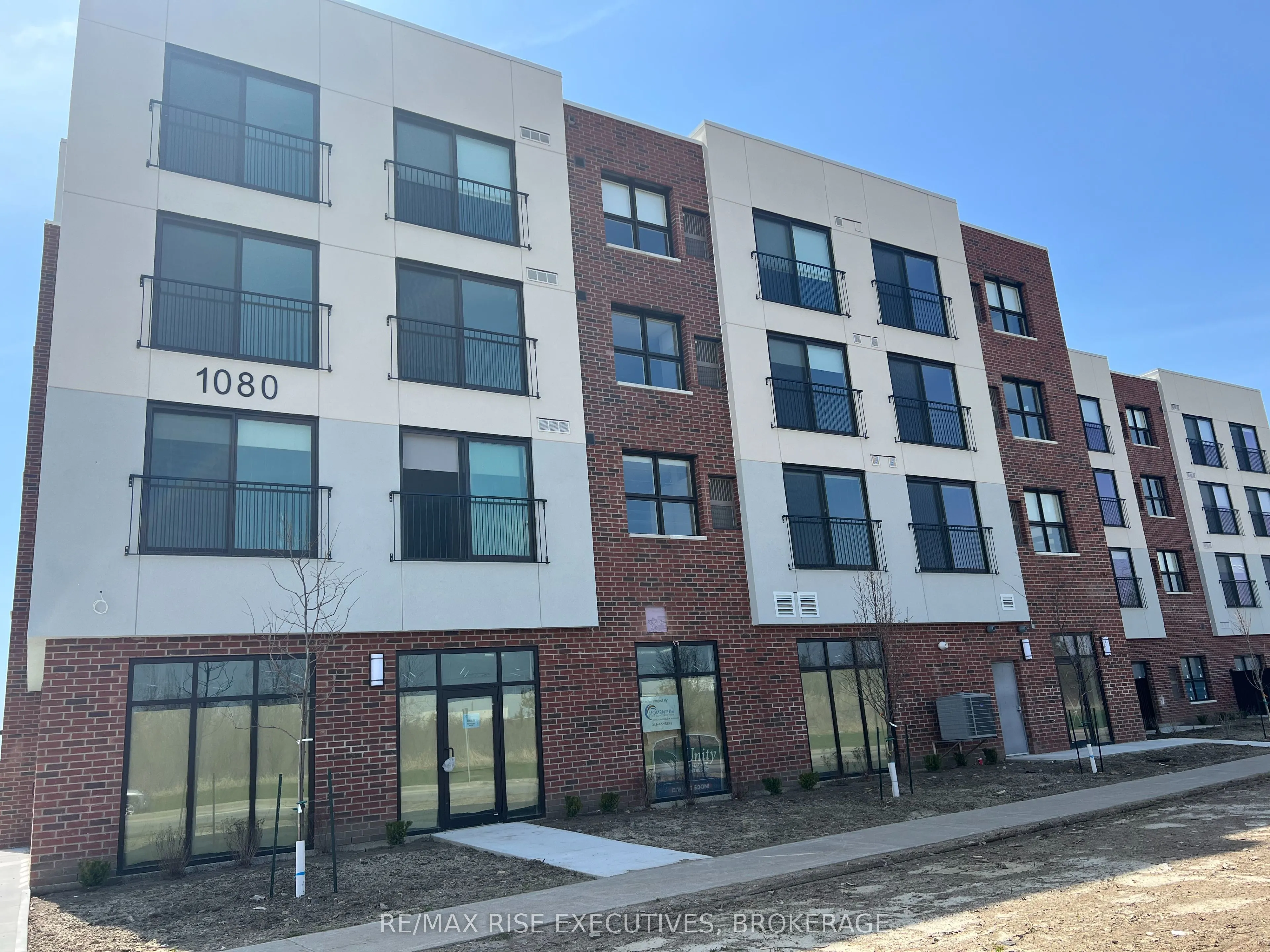 Multiplex For Lease | X13222002