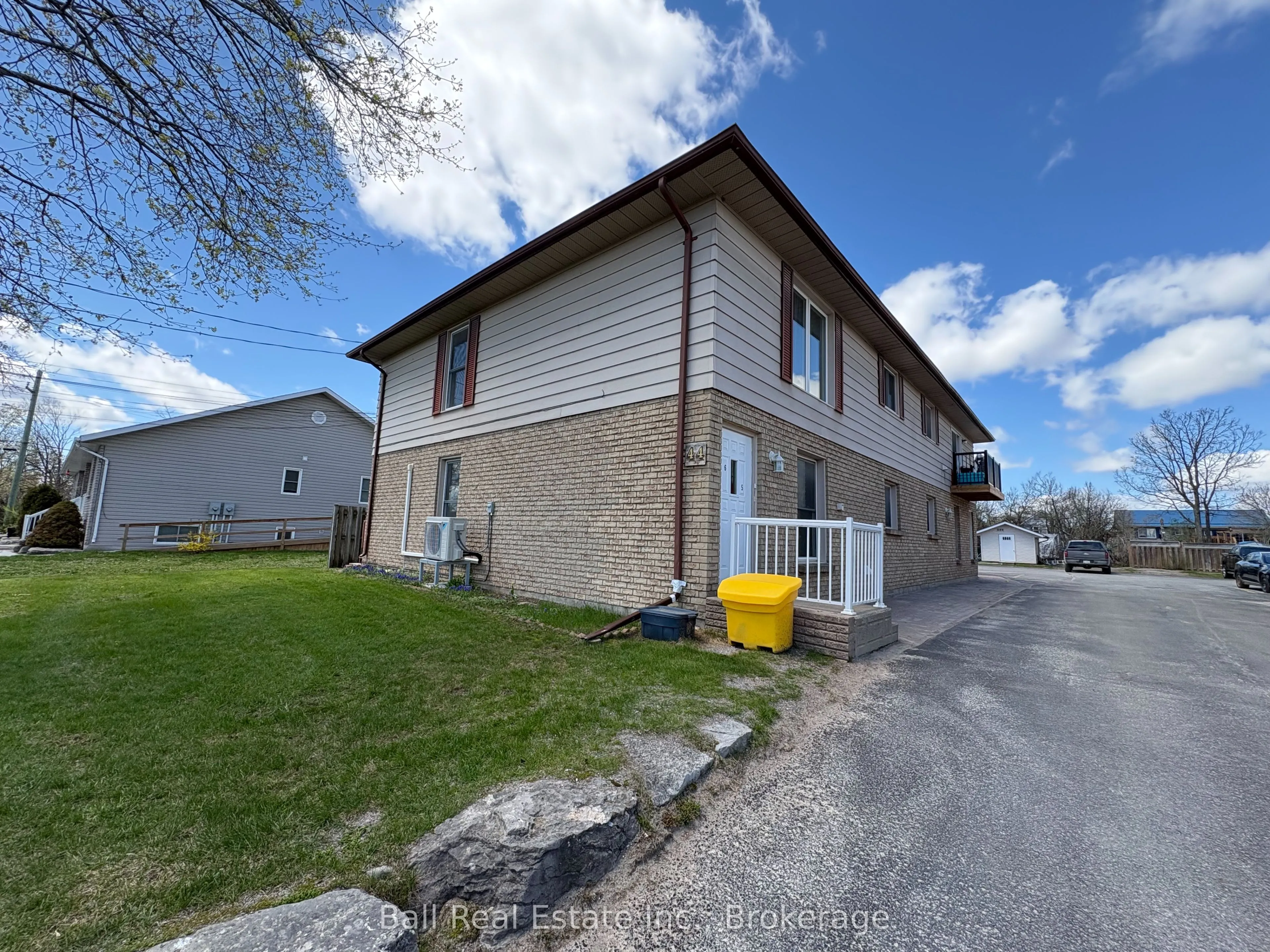 Multiplex For Lease | X13224766