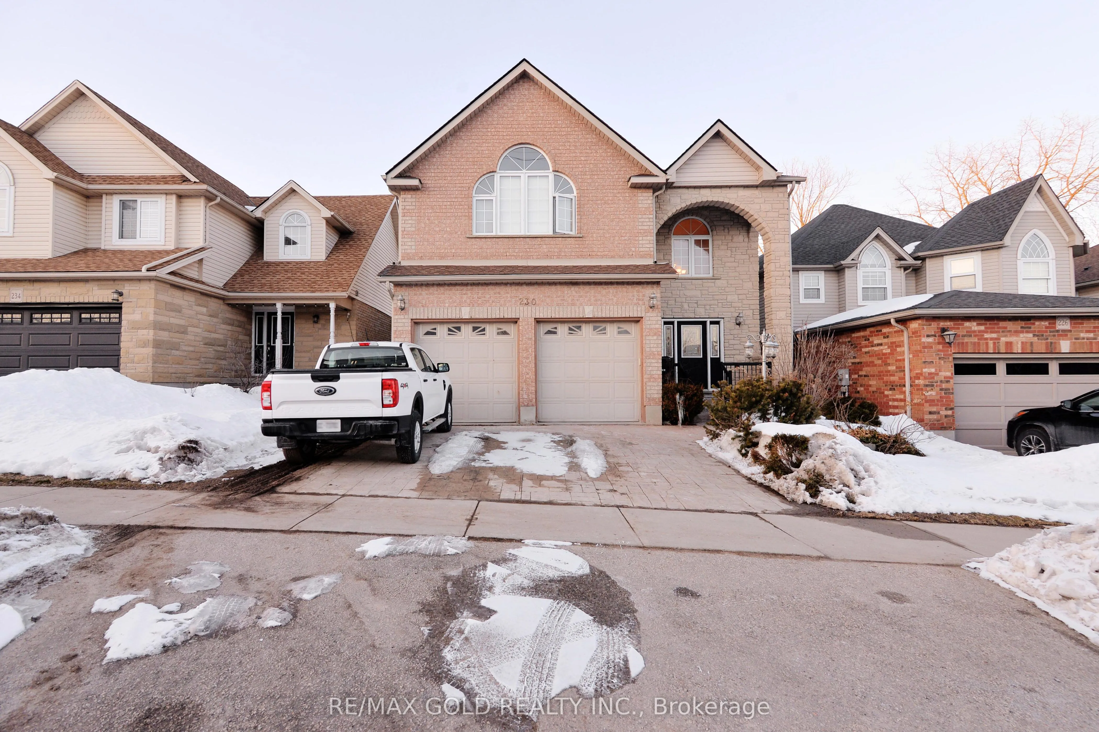 Detached Home For Lease | X13227536