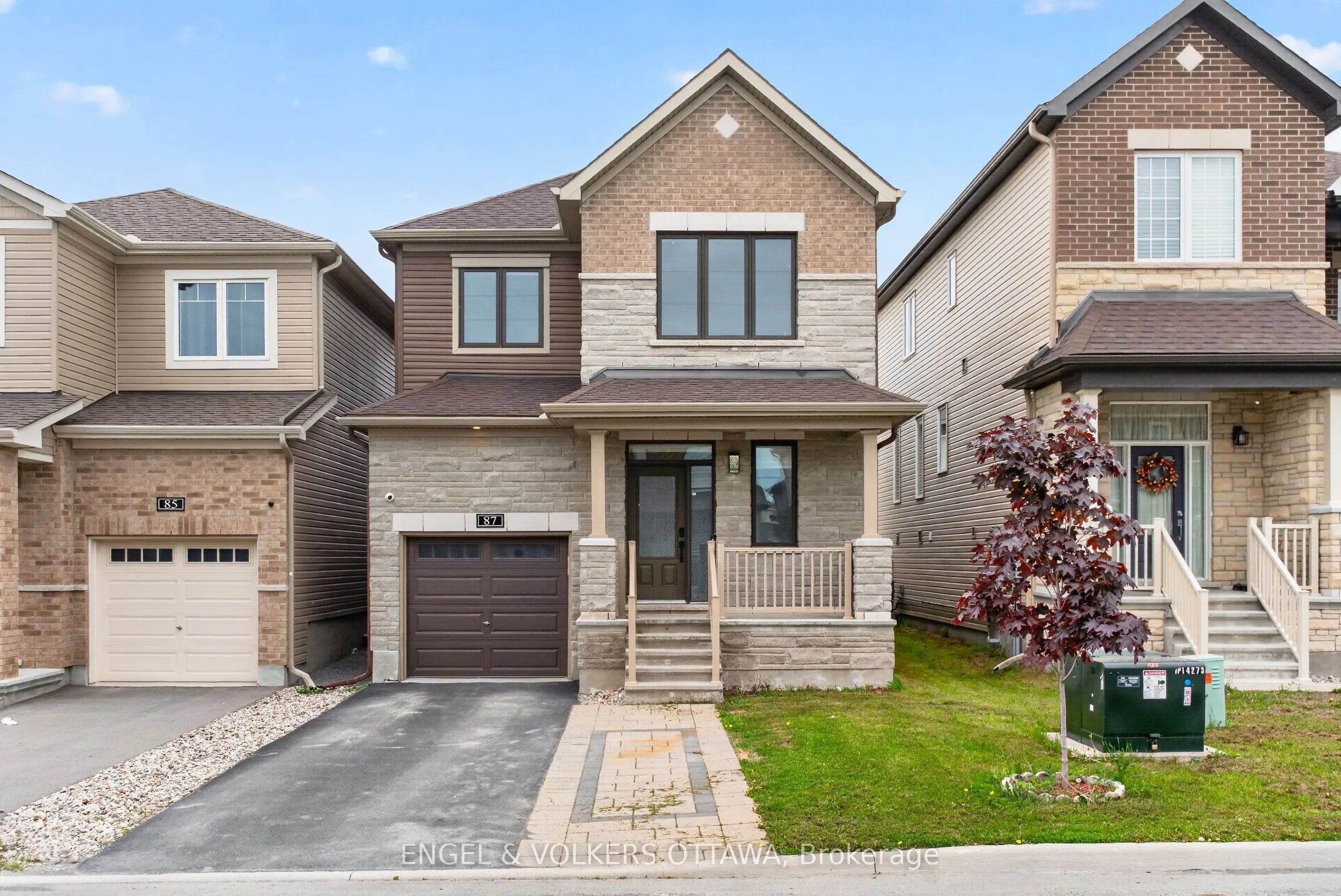 Detached Home For Lease | X13229952