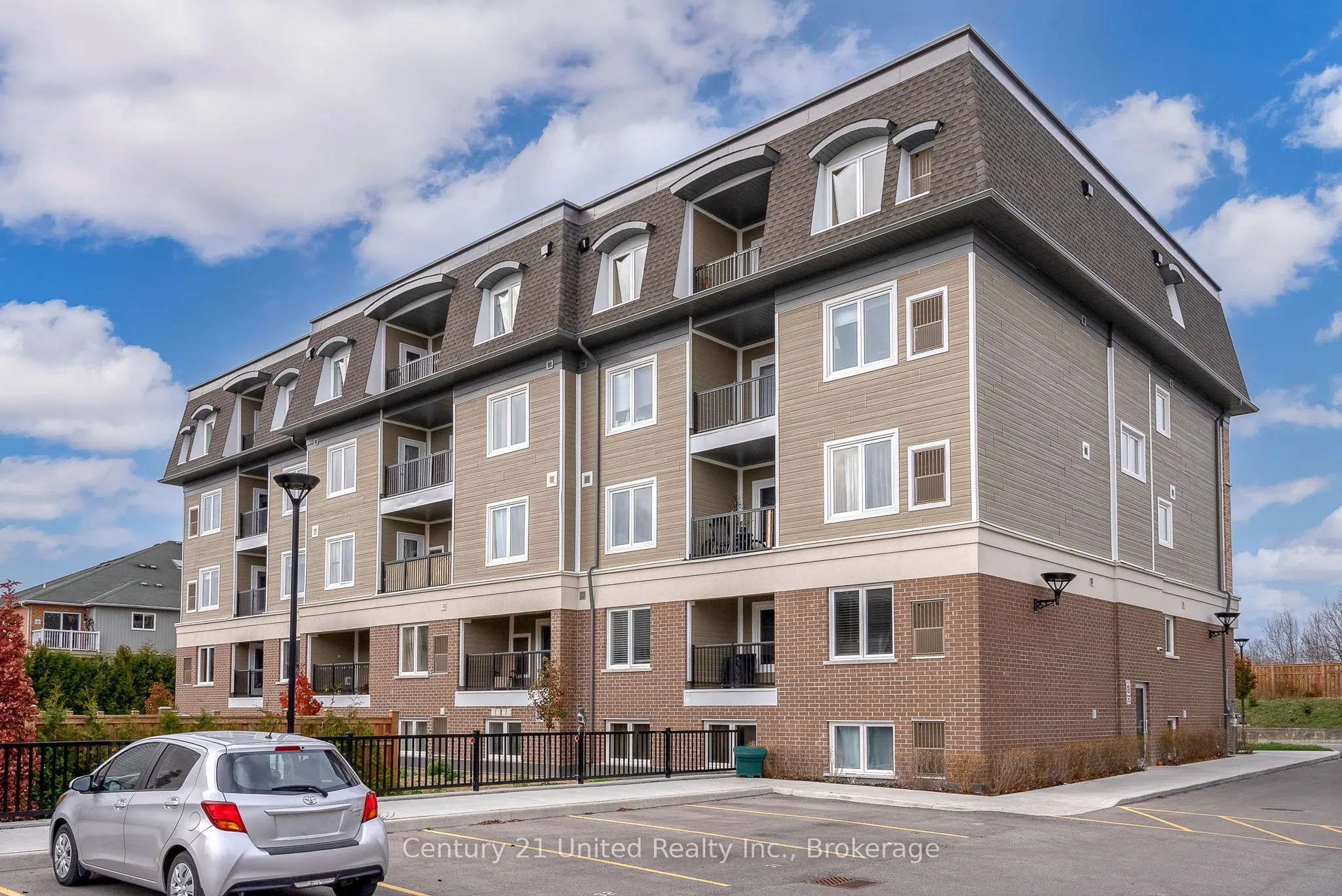 Multiplex For Lease | X13230672