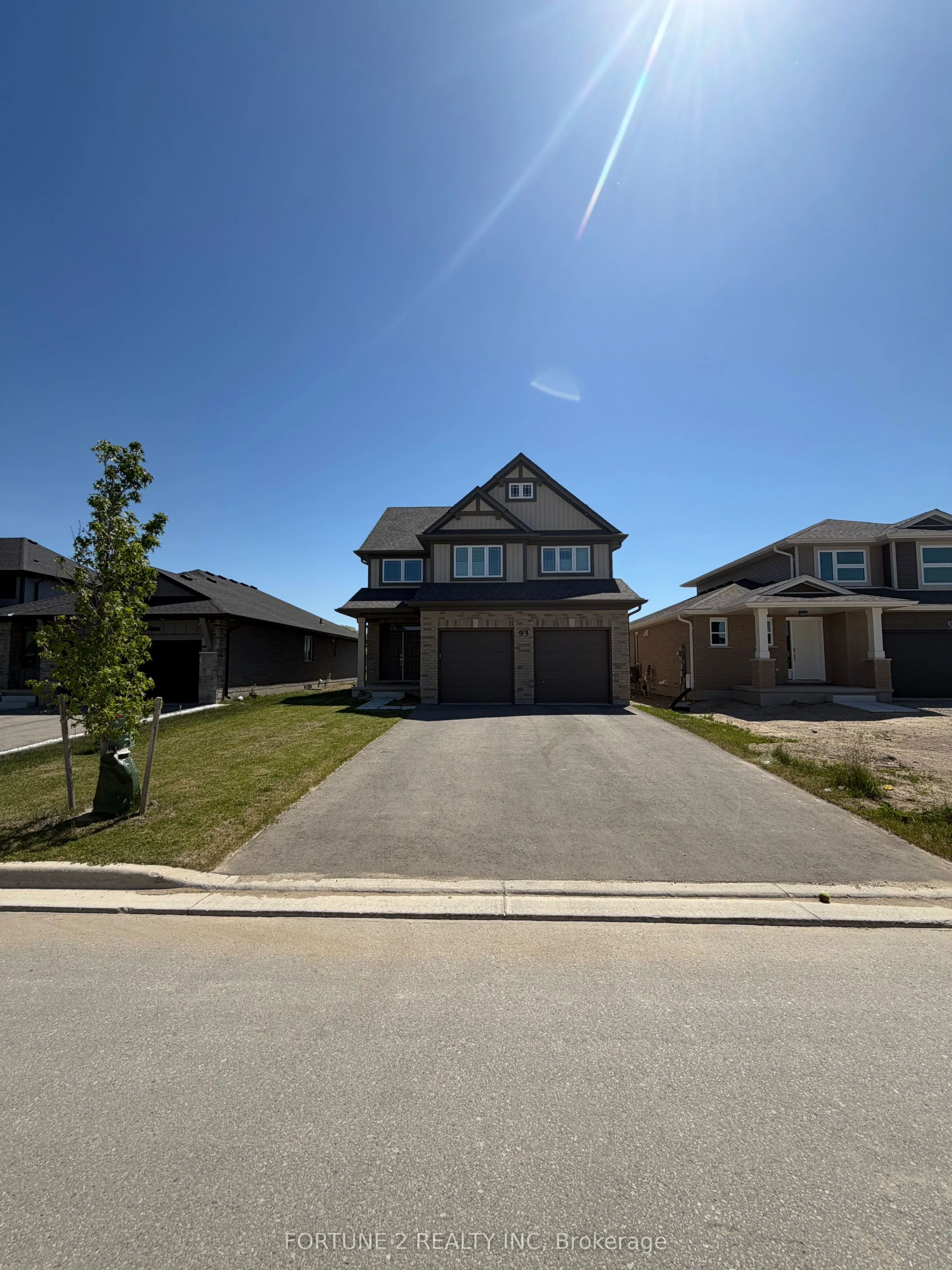 Detached Home For Lease | X13237910
