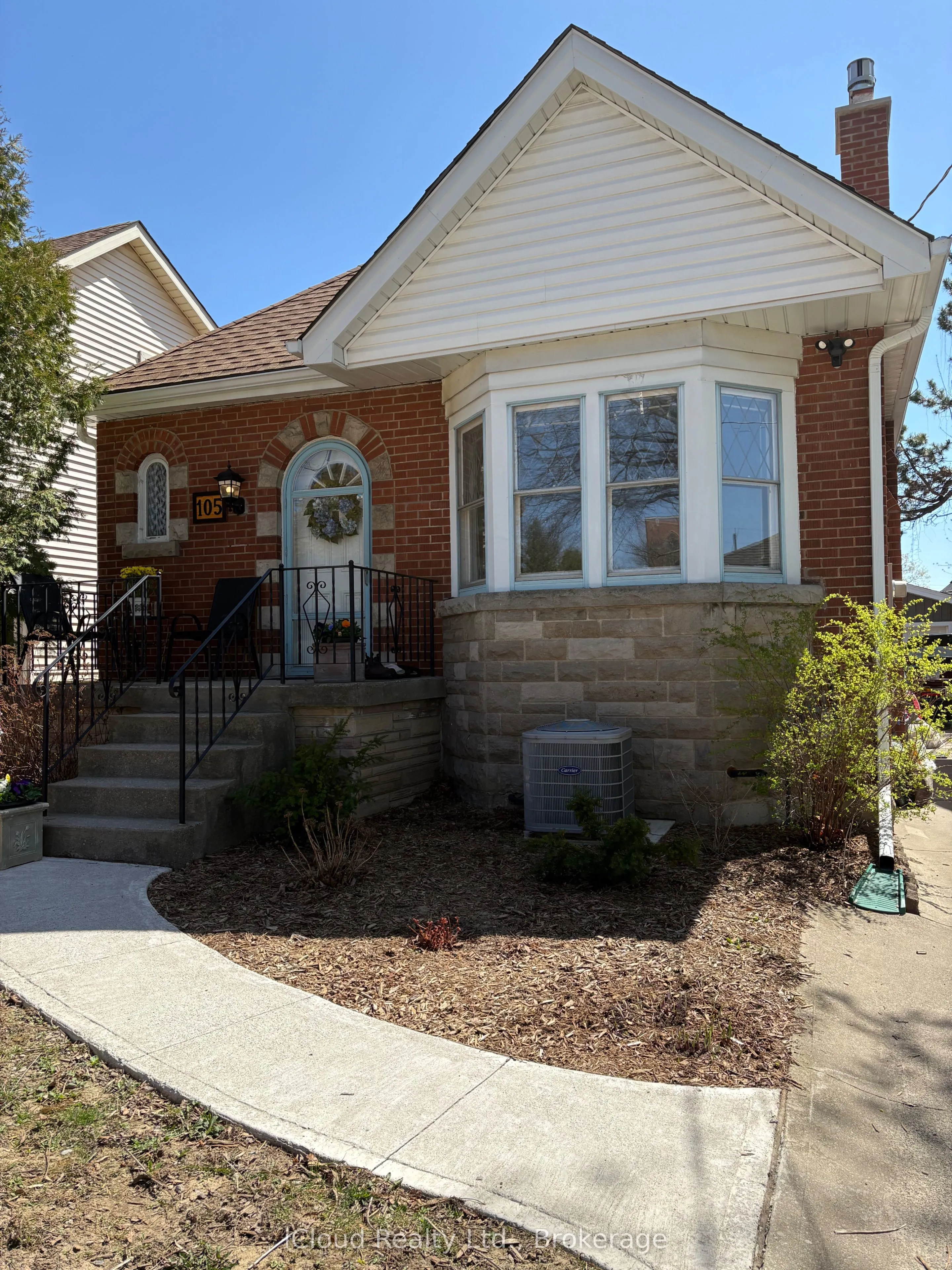 Detached Home For Lease | X13237932