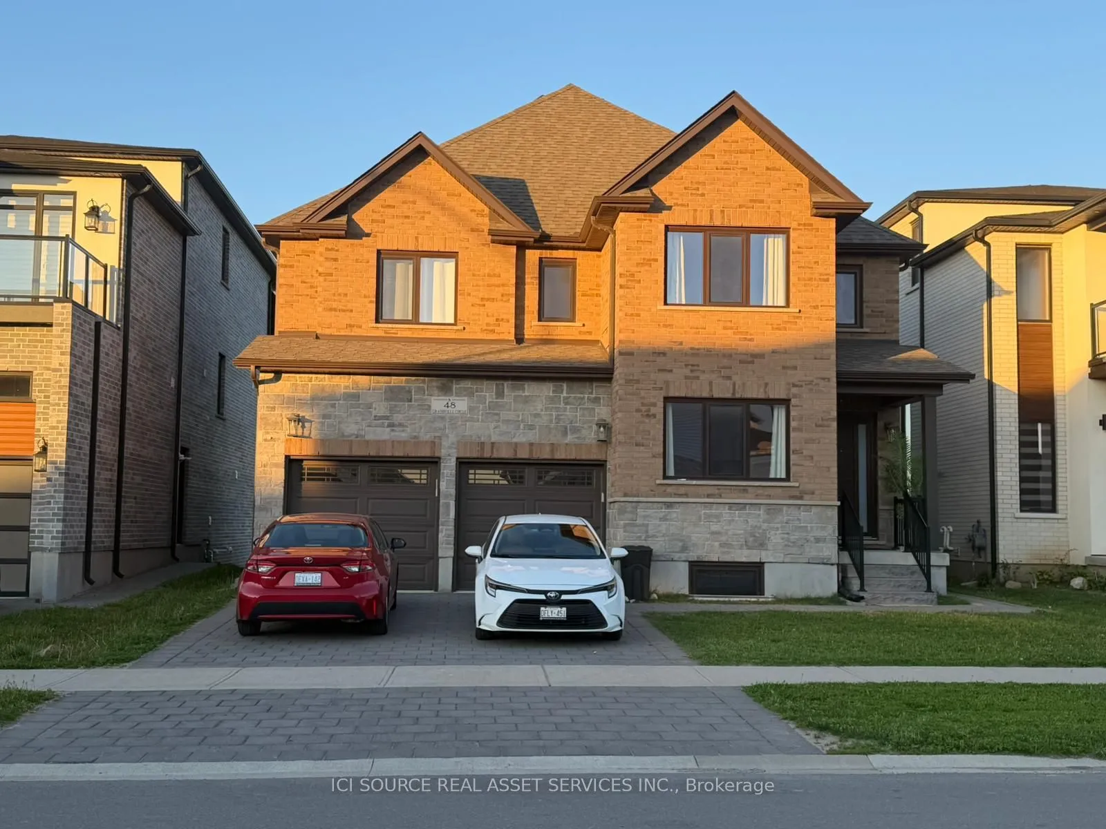 Detached Home For Lease | X13238446