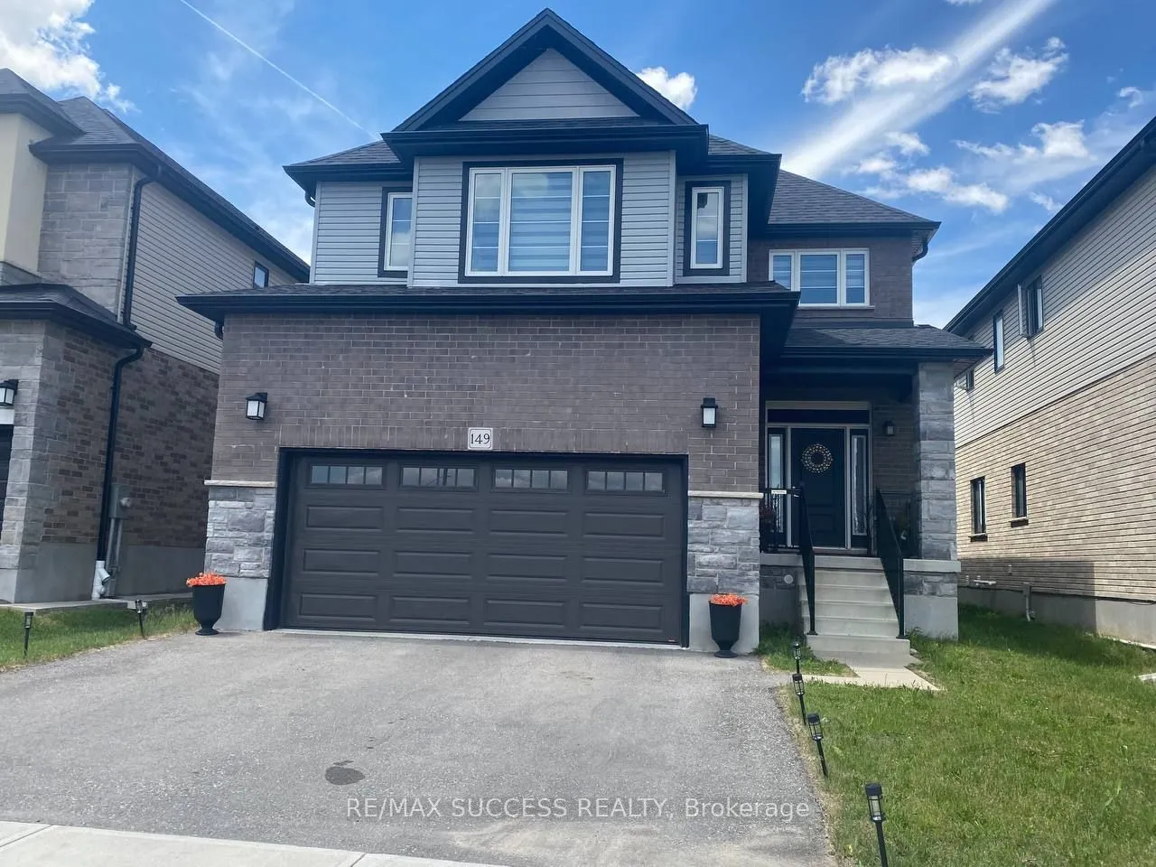 Detached Home For Lease | X13238618